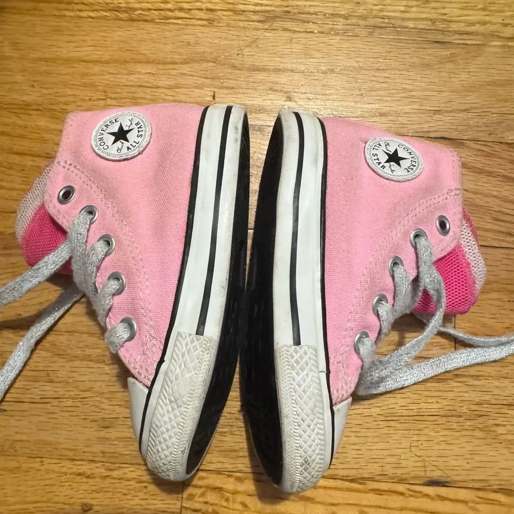 Converse Kids Sneakers in Pink and White for toddler